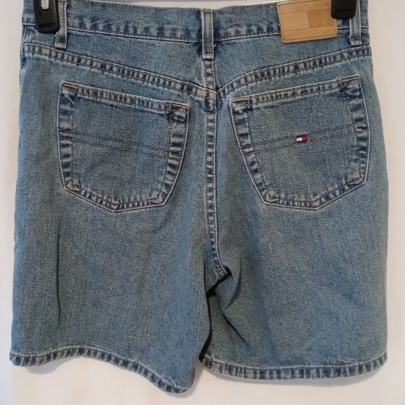 Tommy Hilfiger Other - Tommy Hilfiger shorts waist 28 inch …